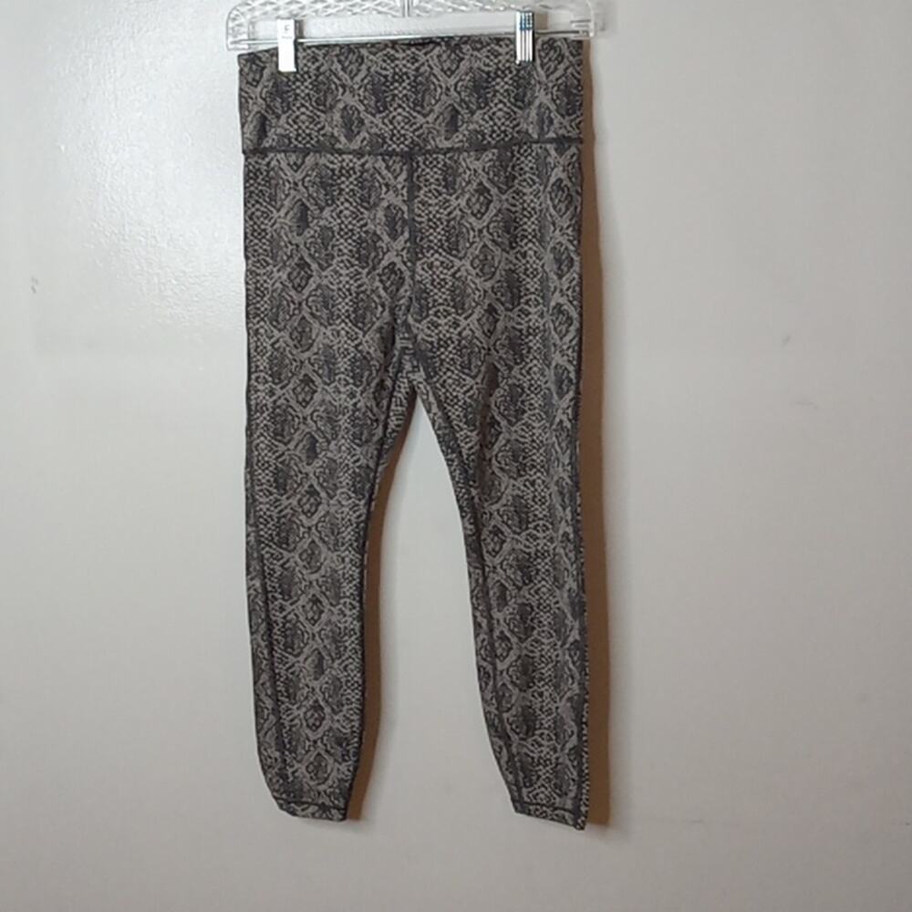 Athleta Ultimate Stash Pocket 7/8 Snake Tight Yoga Fitness Pant Small #531314